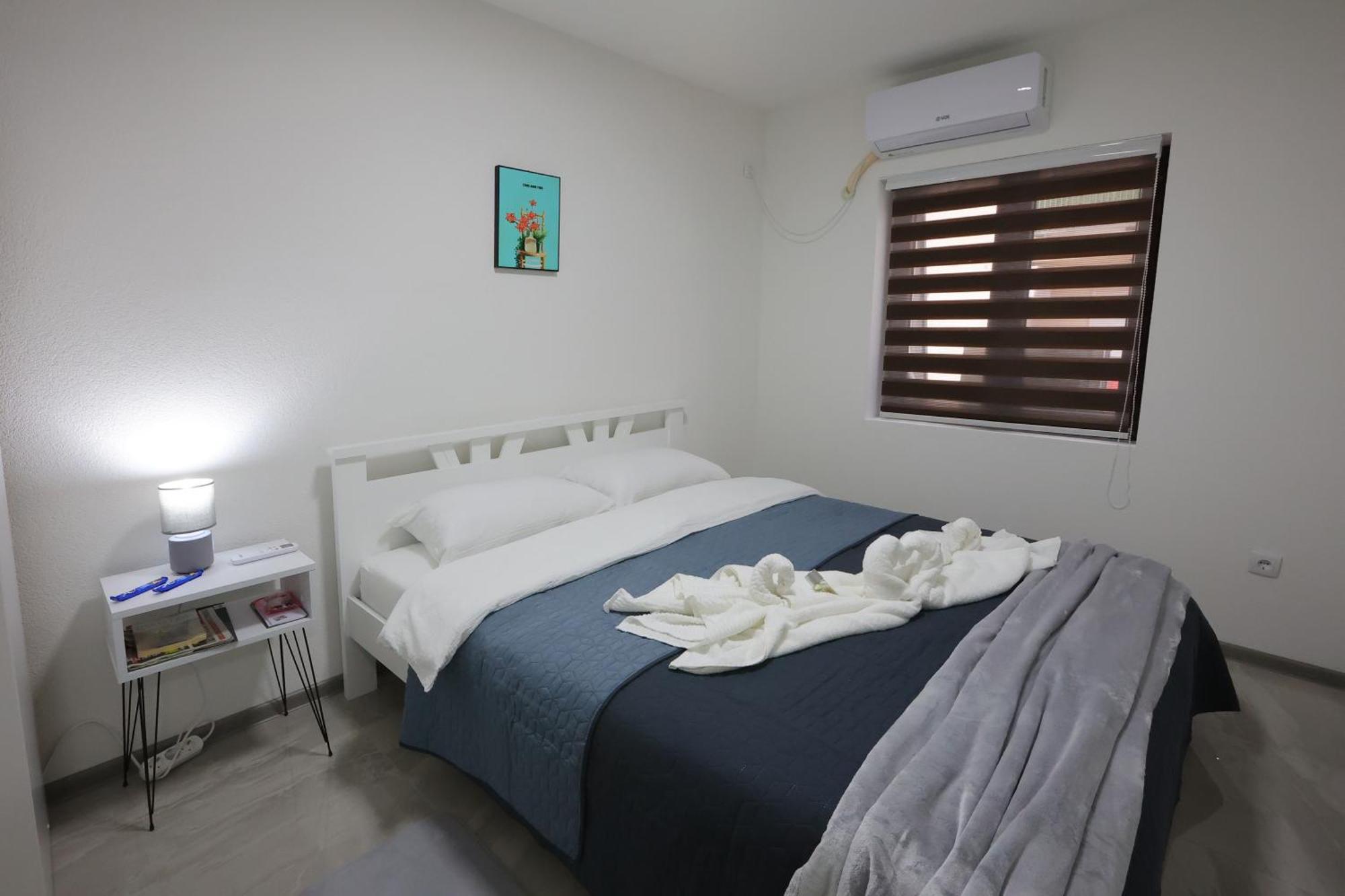 Ivan'S Guesthouse Paracin Exterior photo